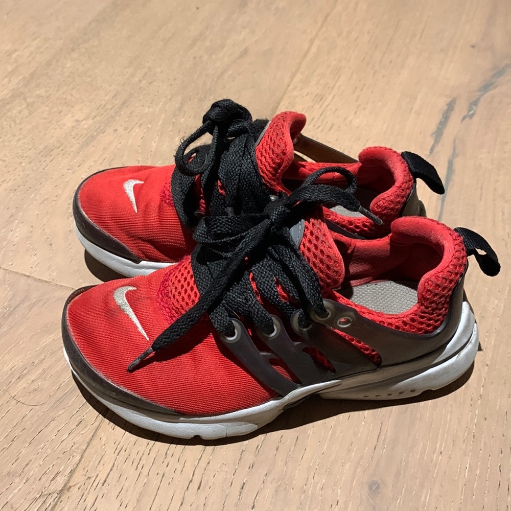 Kids red nikes